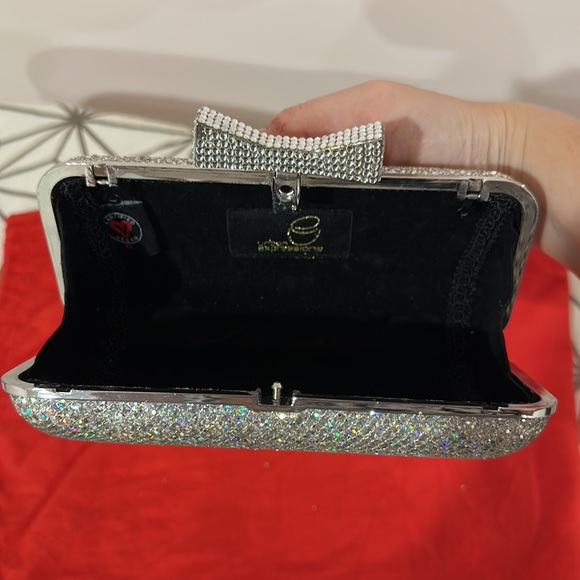 Silver clutch evening bag - Picture 2 of 2